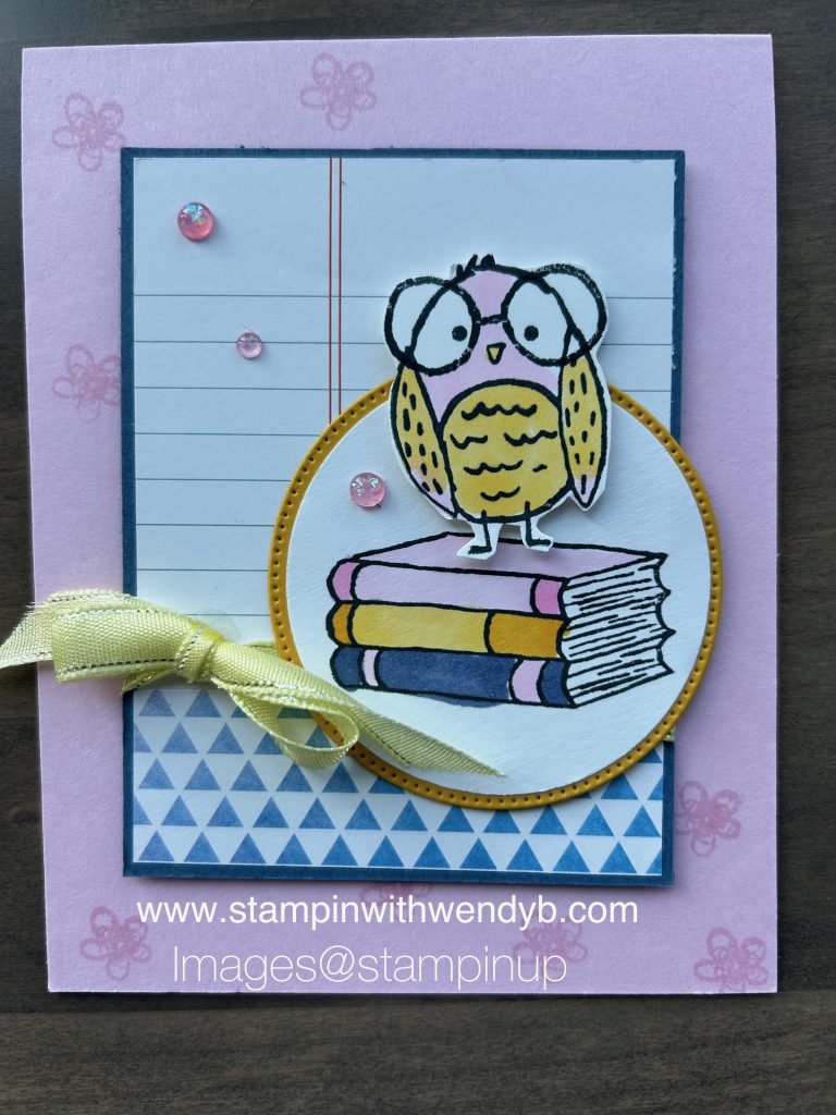 When I was teaching school, I used to mail my students a welcome to my classroom card.  Don't you think this card would be adorable to receive in the mail from your teacher.